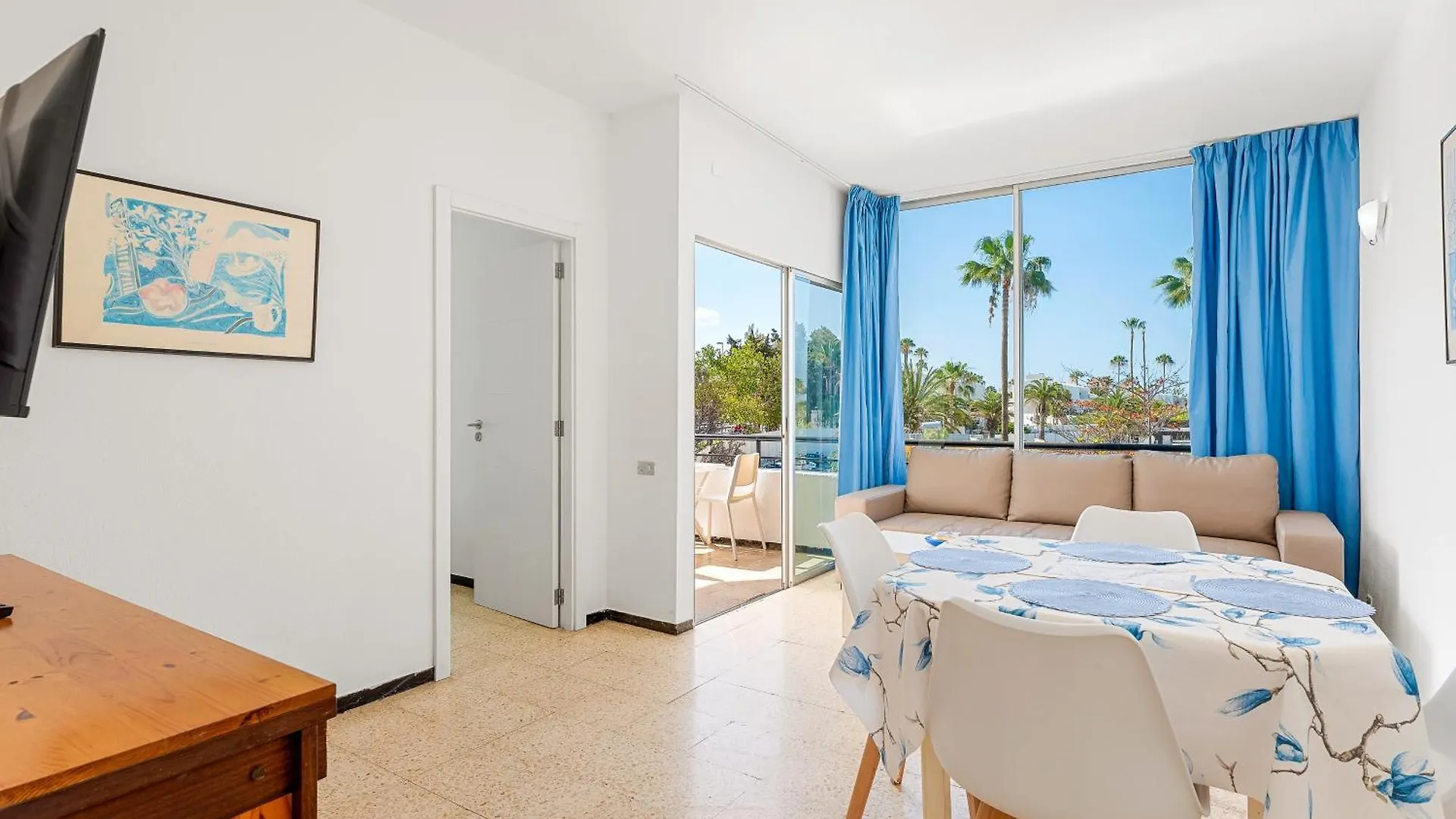 2 Bedroom Apartment With Seaview Playa de las Americas