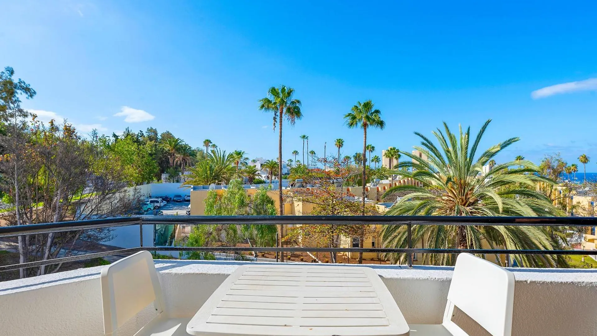 2 Bedroom Apartment With Seaview Playa de las Americas   Playa de las Americas (Tenerife)